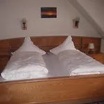 Landhotel Pingel 3* Зундерн