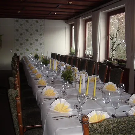 Landhotel Pingel Зундерн